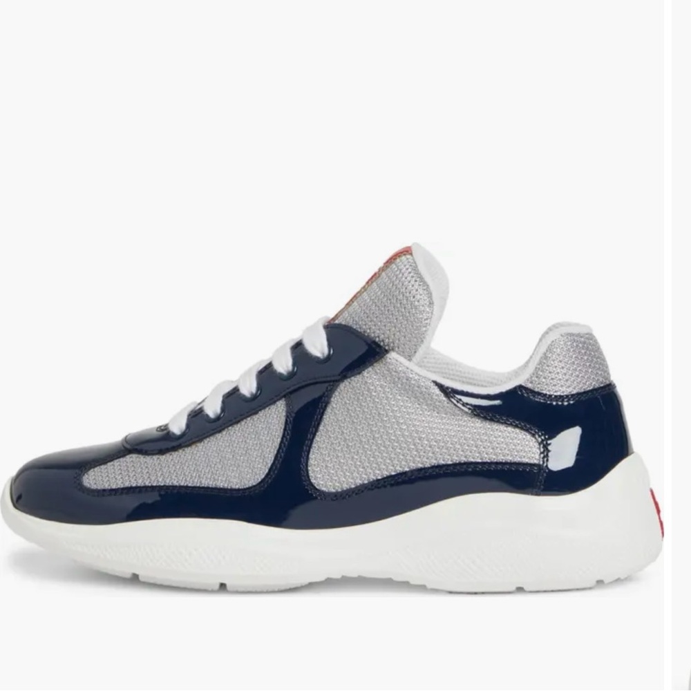 Men American cup Prada